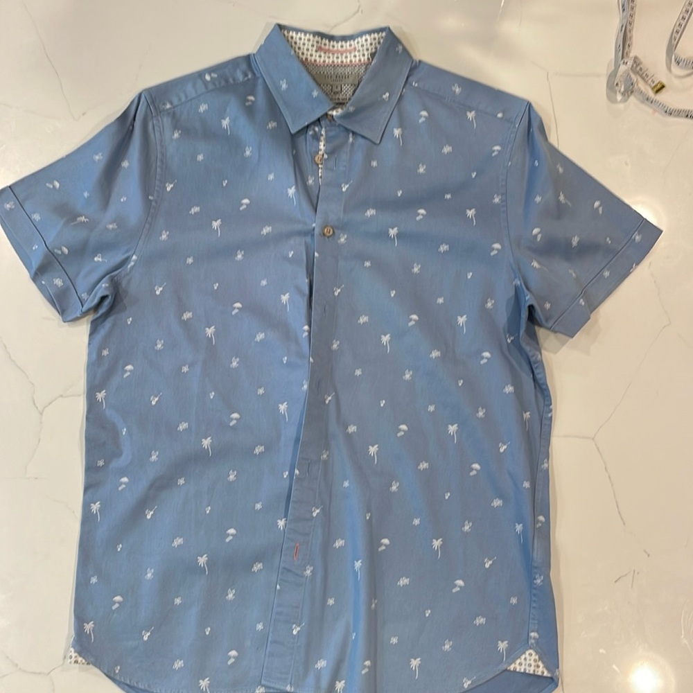 Ted Baker- size 4- short sleeve button down- perfect condition